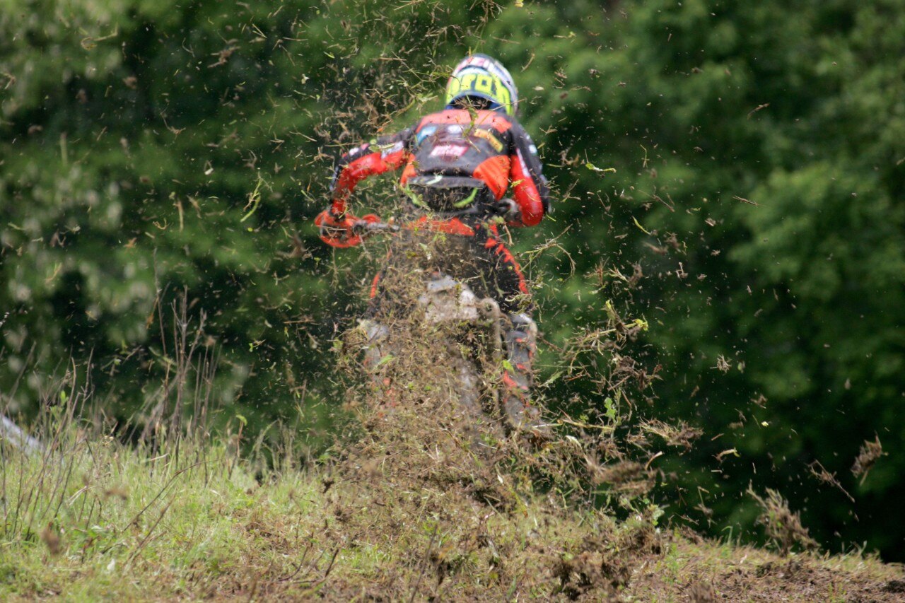 Il Trofeo Enduro KTM 2019 nella morsa del fango ad Anghiari
